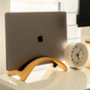 vertical-laptop-desk-holder-reduce-clutter
